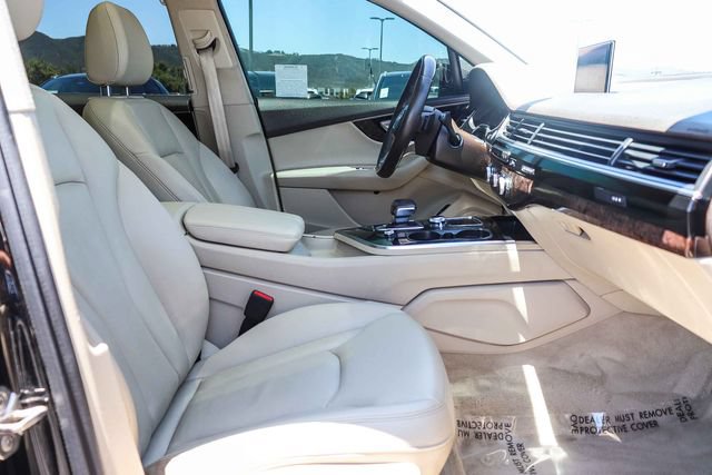 Used 2019 Audi Q7 3.0T Premium w/ Convenience Package AWD/4WD image 19