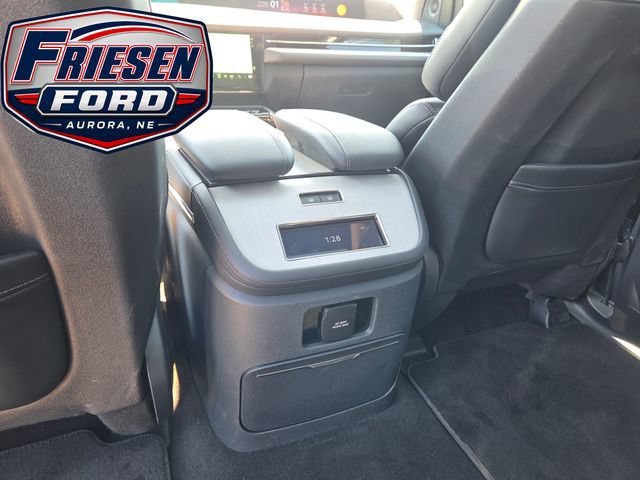 Used 2025 Lincoln Navigator L Reserve AWD/4WD image 24