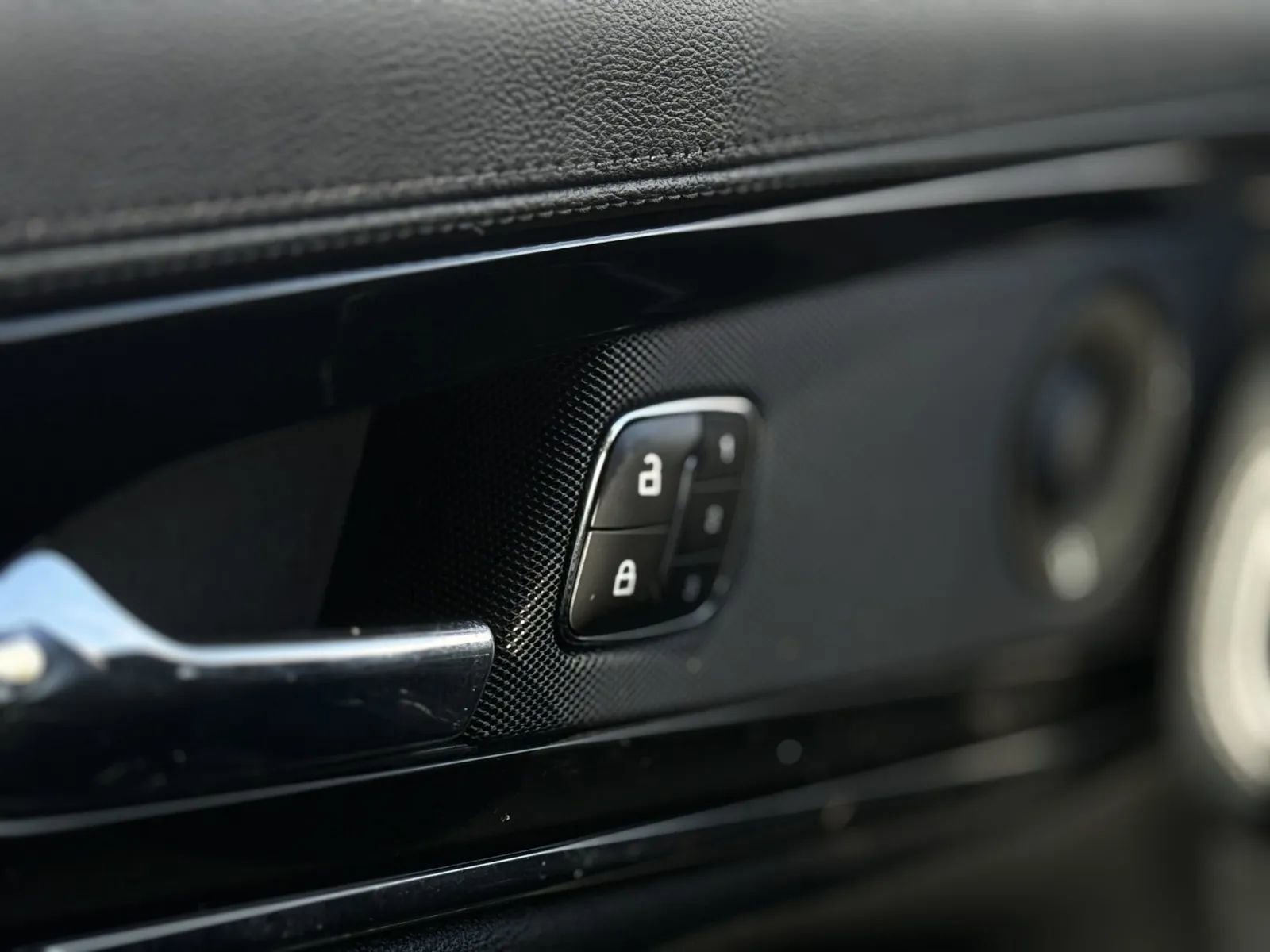 Used 2023 Lincoln Nautilus Reserve w/ Equipment Group 201A image 26