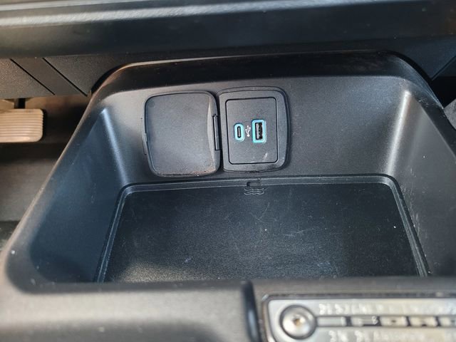 Used 2023 Ford Bronco Badlands image 25