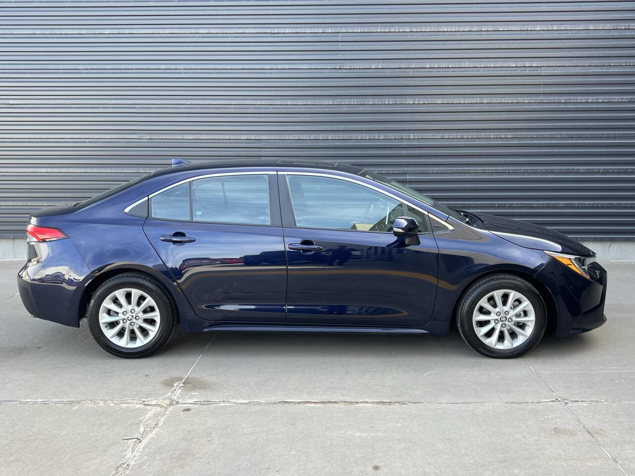 Used 2021 Toyota Corolla XLE image 10