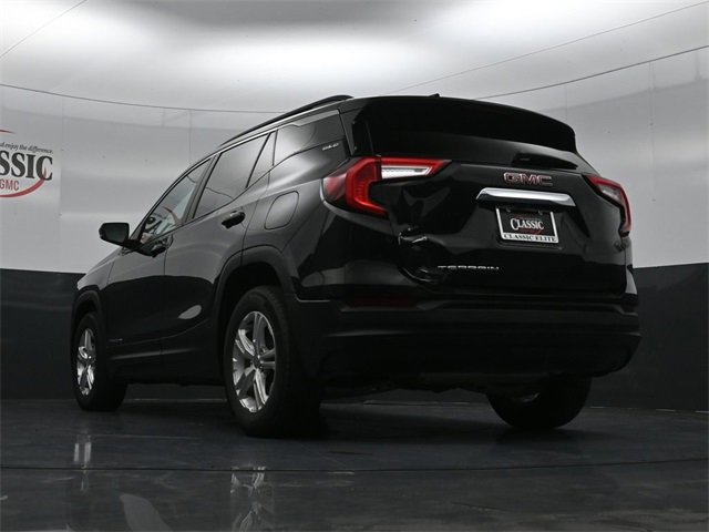 Used 2022 GMC Terrain SLE w/ Driver Convenience Package image 23