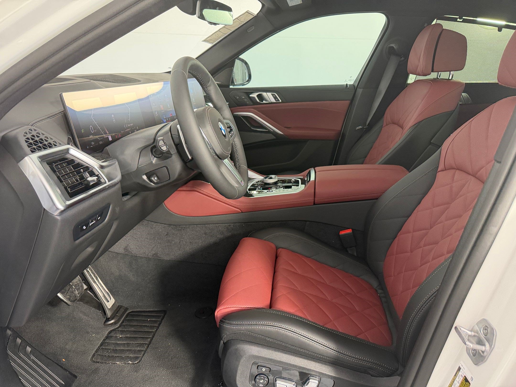 New 2026 BMW X6 xDrive40i w/ Executive Package AWD/4WD image 5
