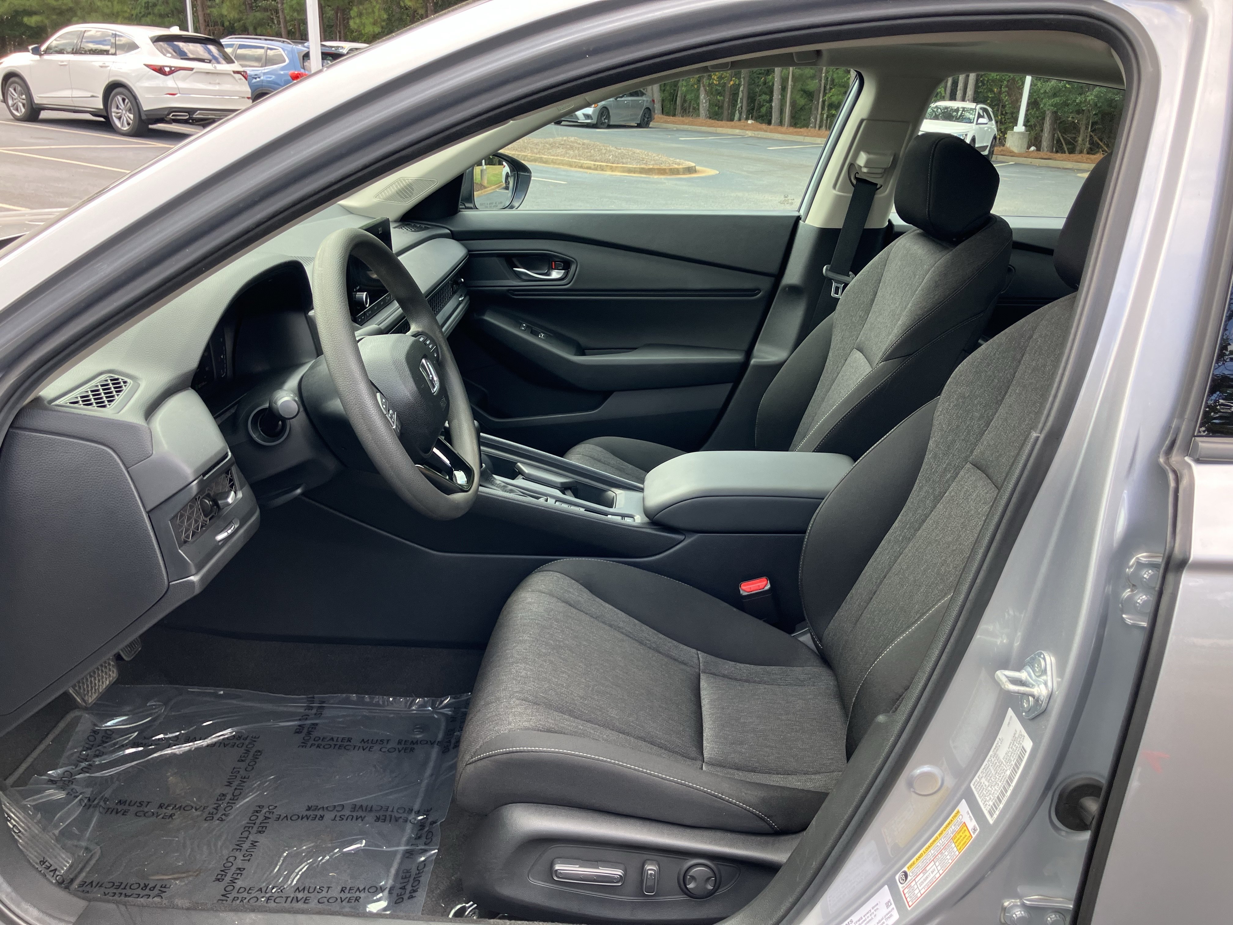 Used 2025 Honda Accord SE image 16