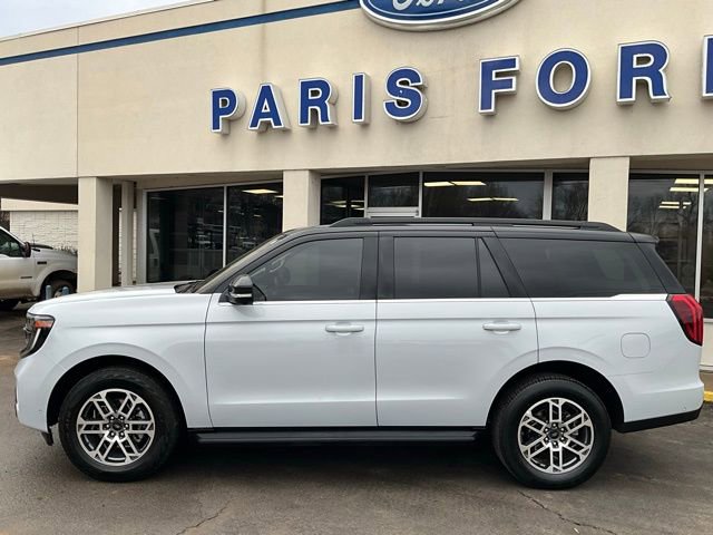 Used 2025 Ford Expedition Active image 2