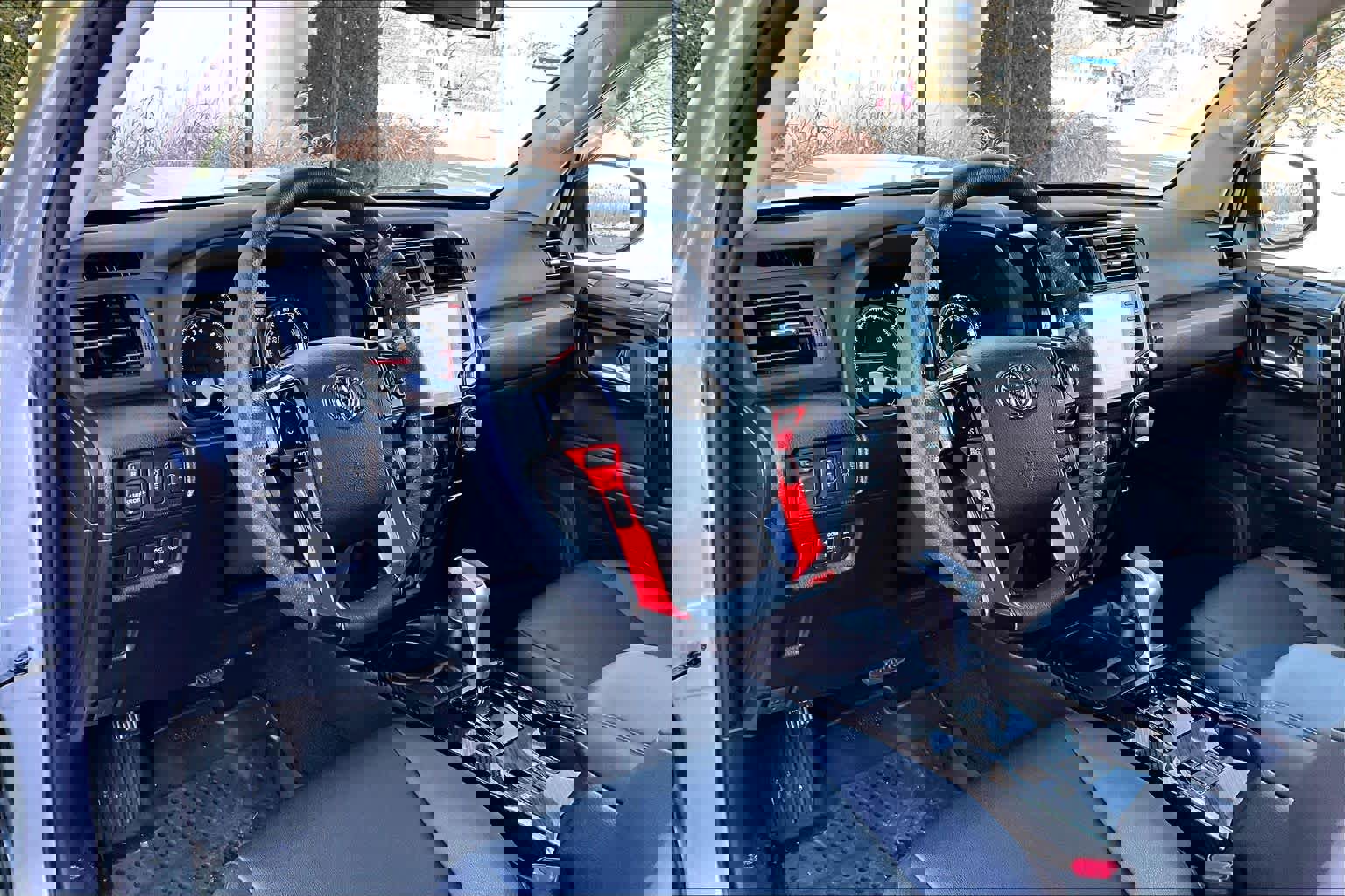 Certified 2024 Toyota 4Runner TRD Off-Road Premium image 17