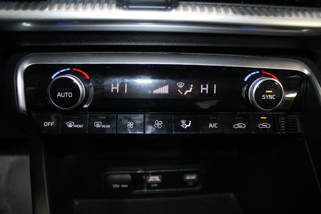 Used 2023 Kia K5 LXS image 45