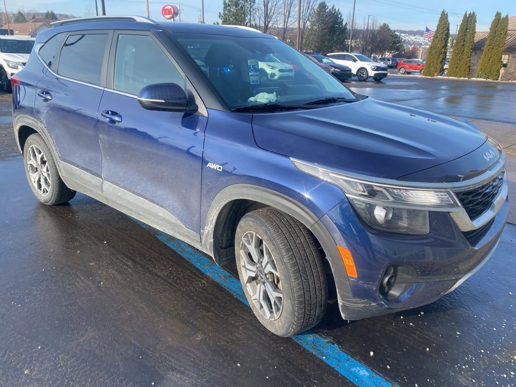 Used 2023 Kia Seltos EX