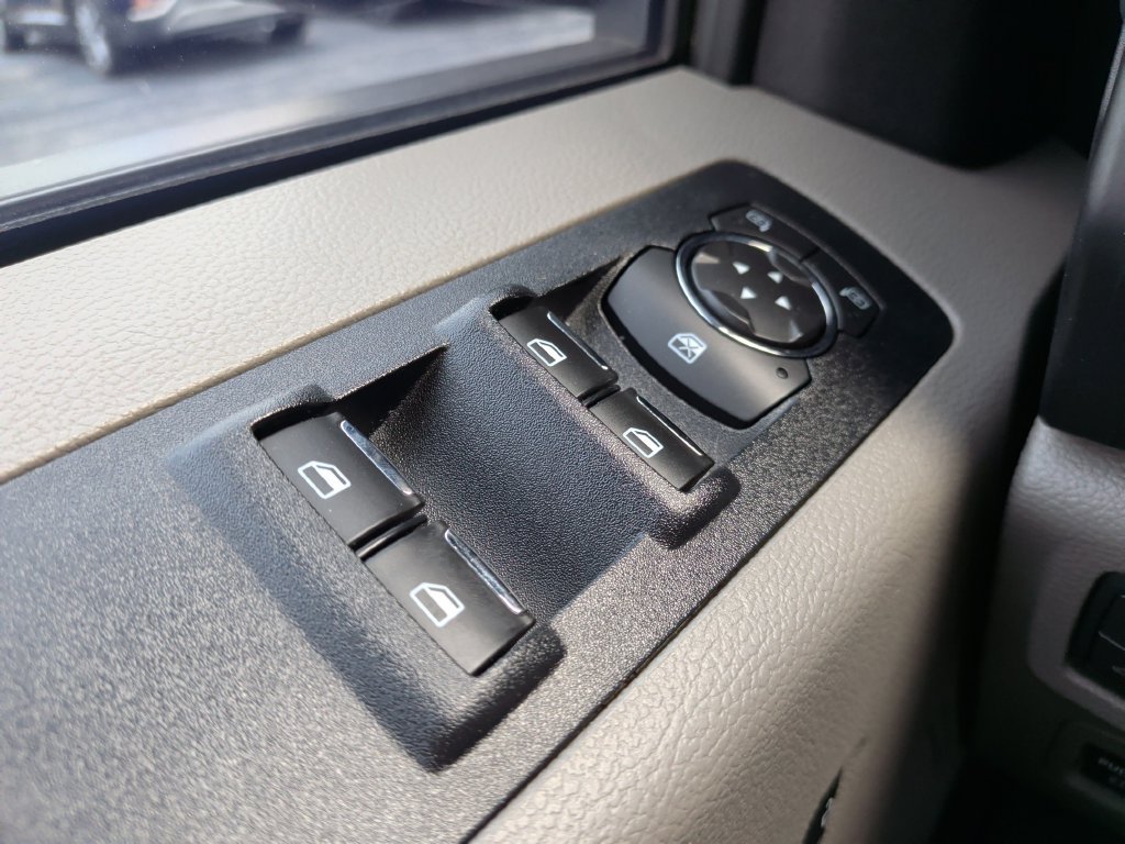 Used 2018 Ford F150 XL w/ Equipment Group 101A Mid AWD/4WD image 29