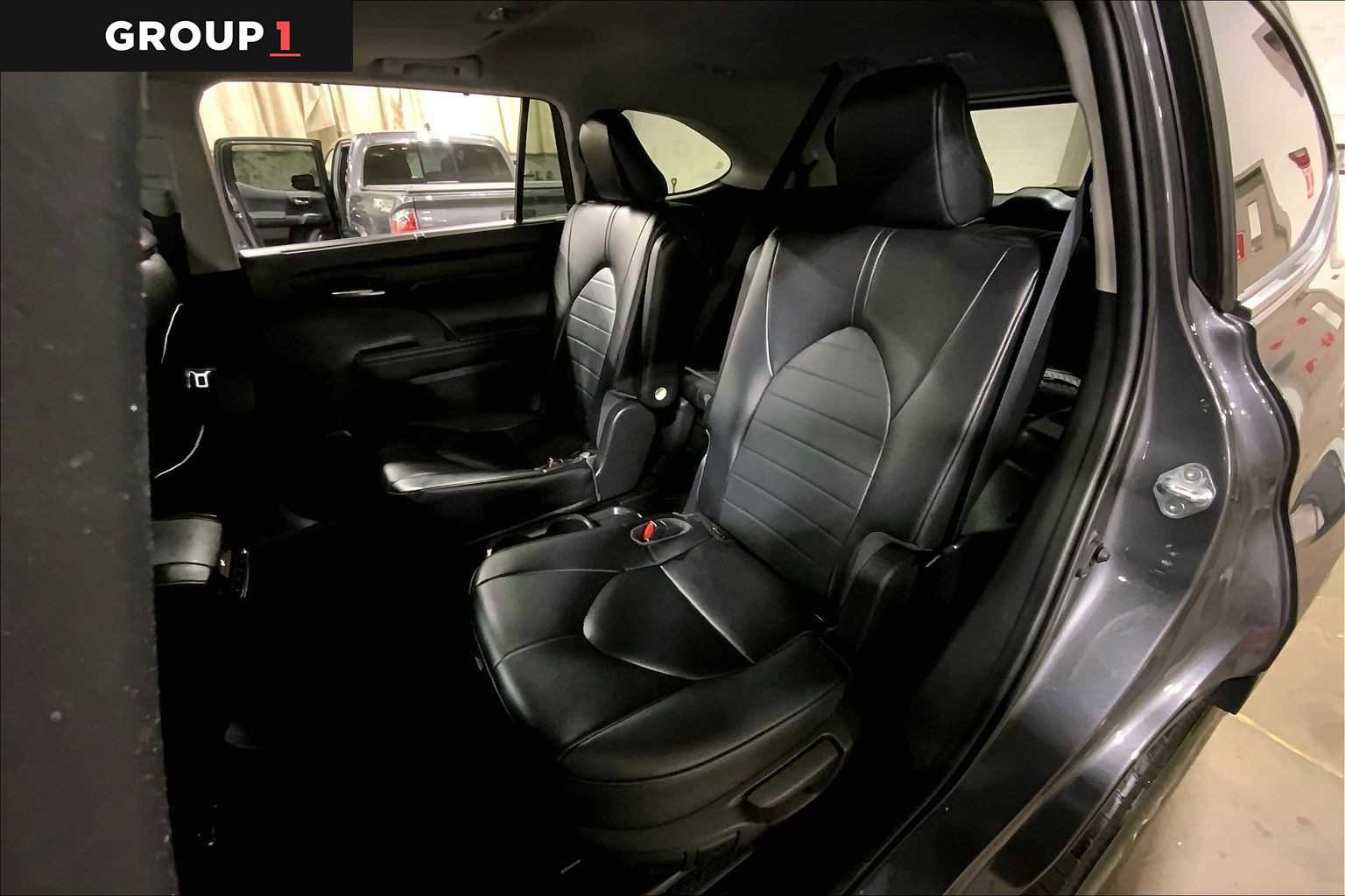 Used 2023 Toyota Highlander XLE image 21