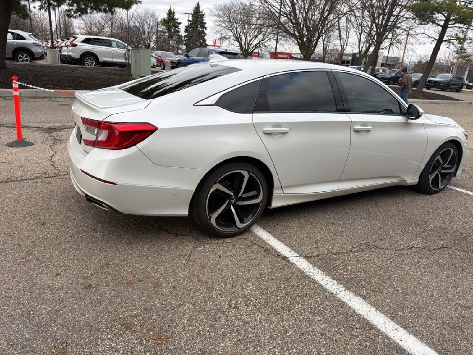 Used 2020 Honda Accord Sport image 6