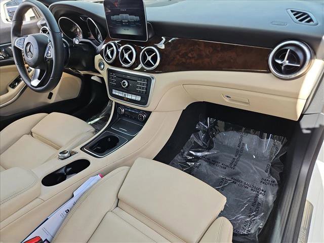 Used 2018 Mercedes-Benz CLA 250 image 21