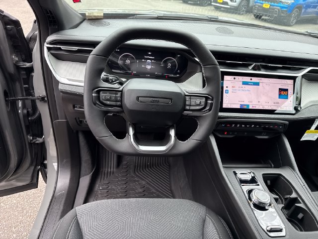 New 2026 Jeep Cherokee Laredo AWD/4WD image 17