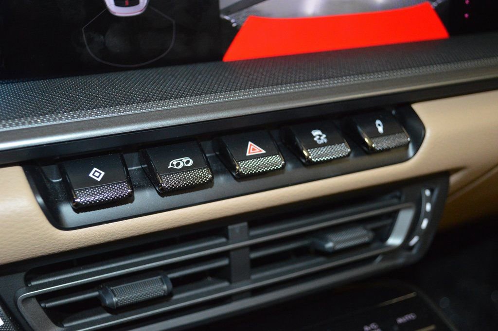 Certified 2020 Porsche 911 Carrera S image 31