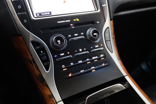 Used 2019 Lincoln Nautilus Select AWD/4WD image 30