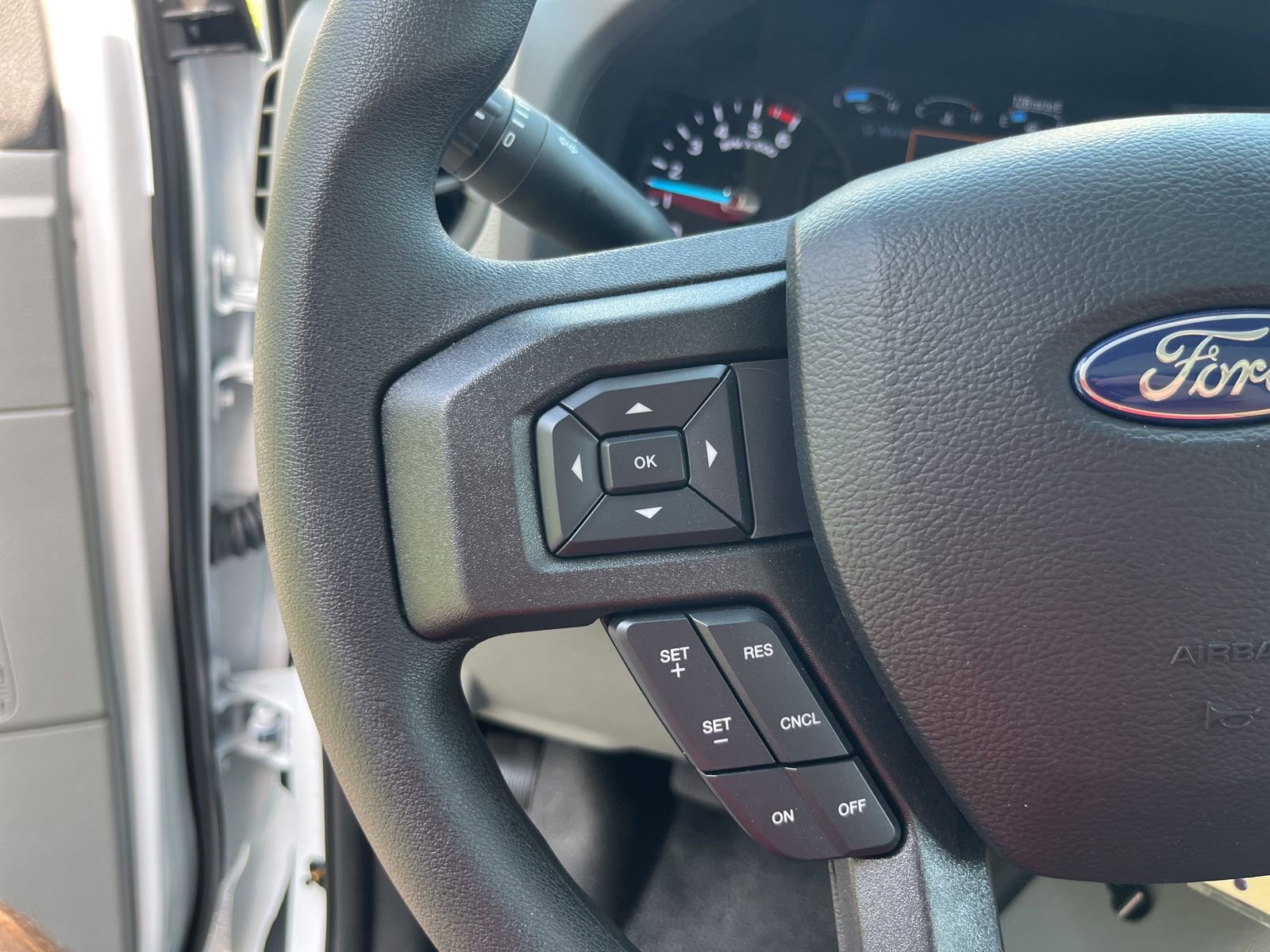 New 2026 Ford E-350 and Econoline 350 Super Duty w/ Power Equipment Group image 7