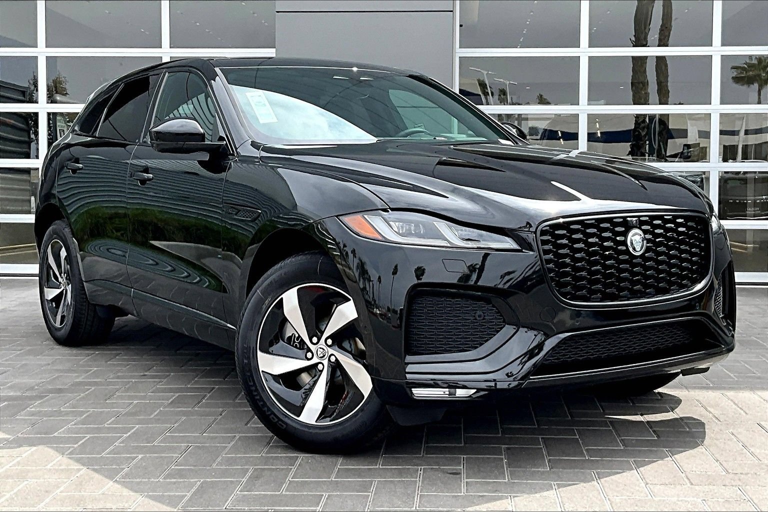 New 2026 Jaguar F-PACE R-Dynamic S AWD/4WD image 2