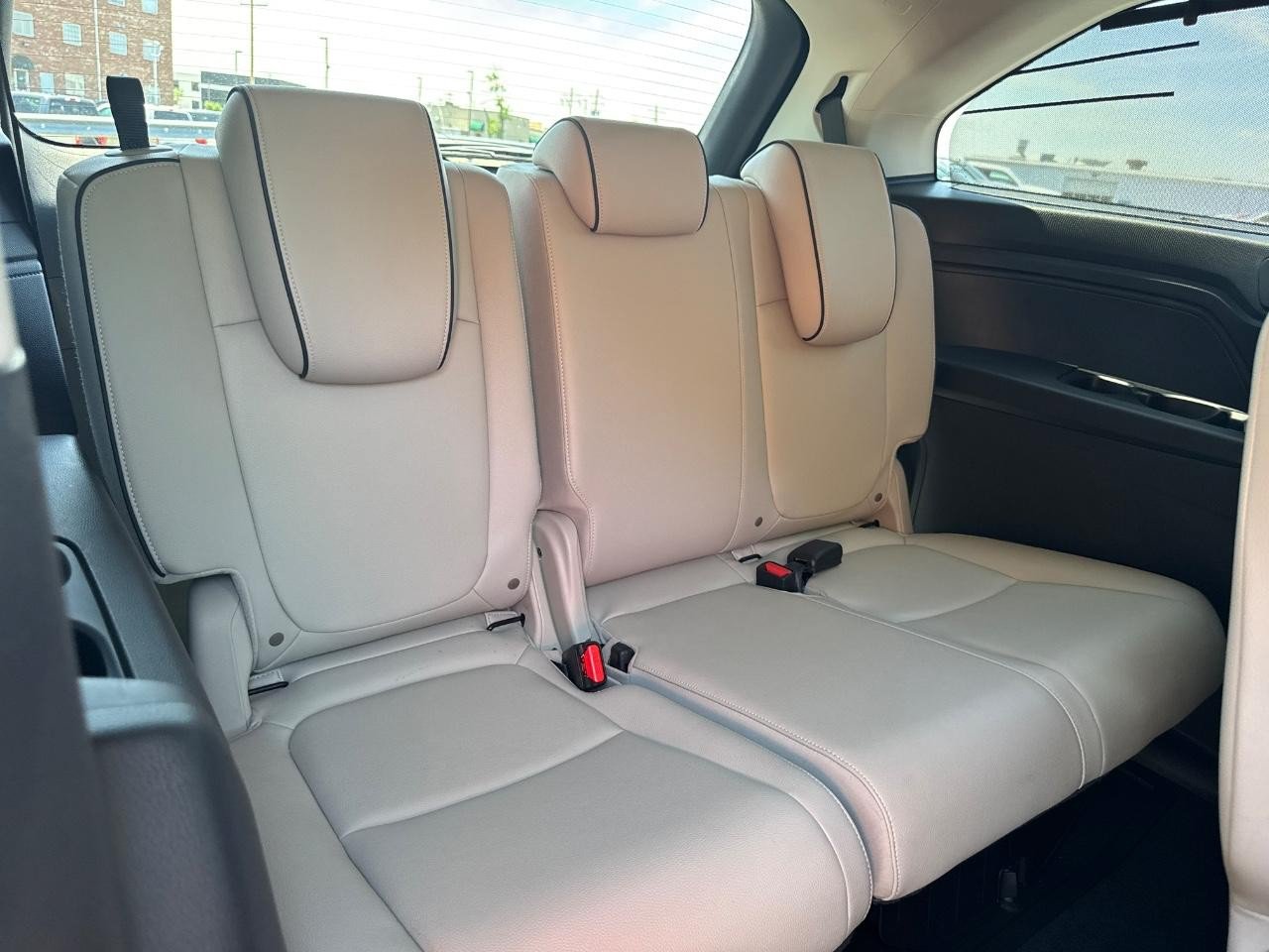 Certified 2026 Honda Odyssey Touring image 12