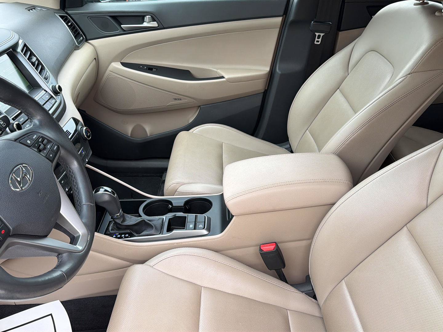 Used 2018 Hyundai Tucson Limited FWD image 13