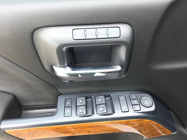 Used 2017 Chevrolet Silverado 1500 High Country AWD/4WD image 9