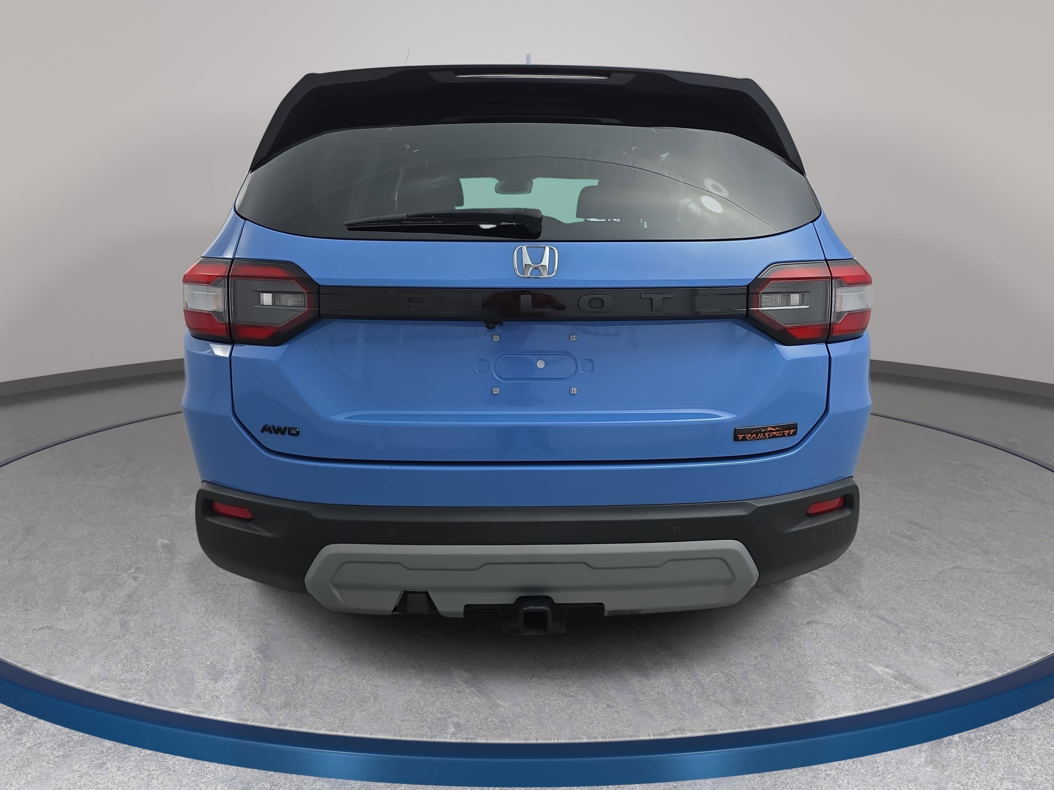 Used 2023 Honda Pilot TrailSport image 6