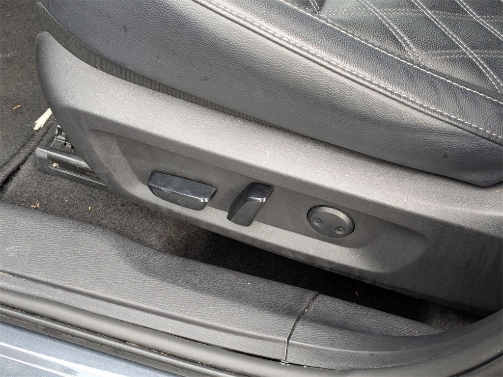 Used 2024 Mitsubishi Outlander SEL image 19