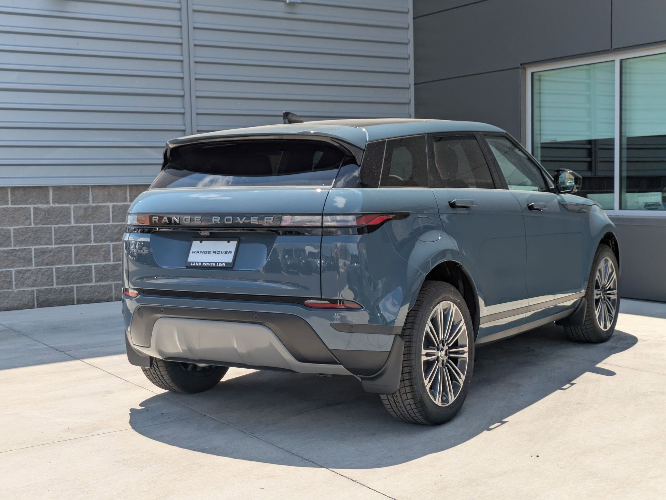 New 2026 Land Rover Range Rover Evoque S image 4