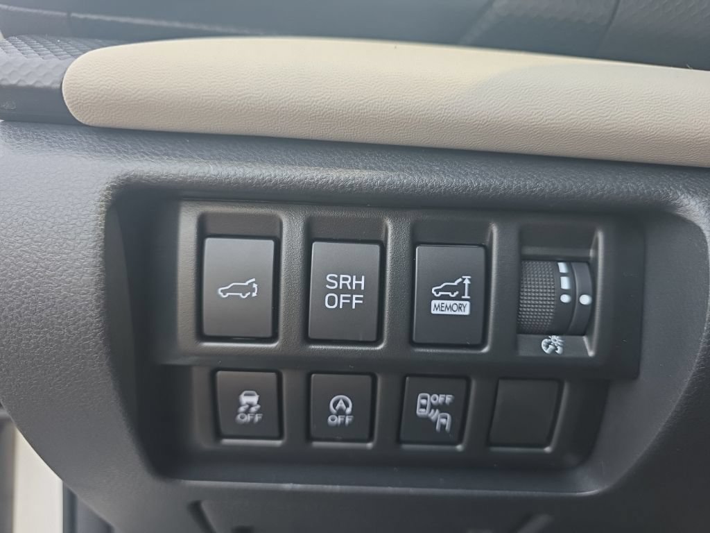 Used 2023 Subaru Forester Limited AWD/4WD image 17