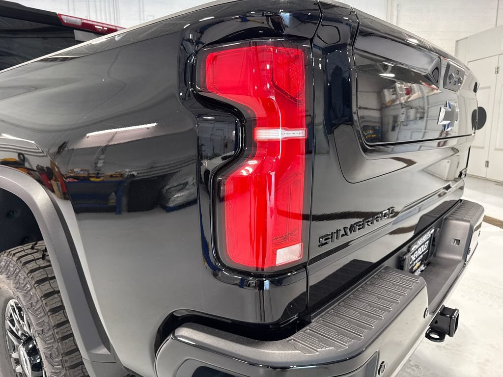 New 2026 Chevrolet Silverado 2500 ZR2 w/ LPO, Dark Essentials Package AWD/4WD image 64