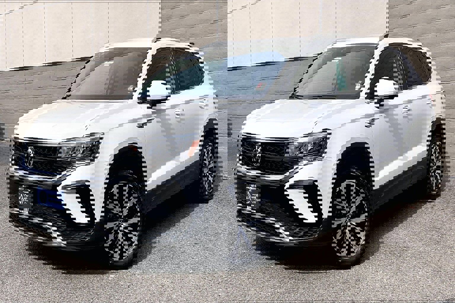 Certified 2022 Volkswagen Taos SE image 12