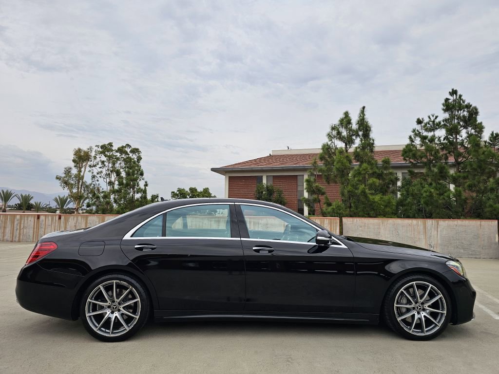 Used 2018 Mercedes-Benz S 560 Sedan image 6