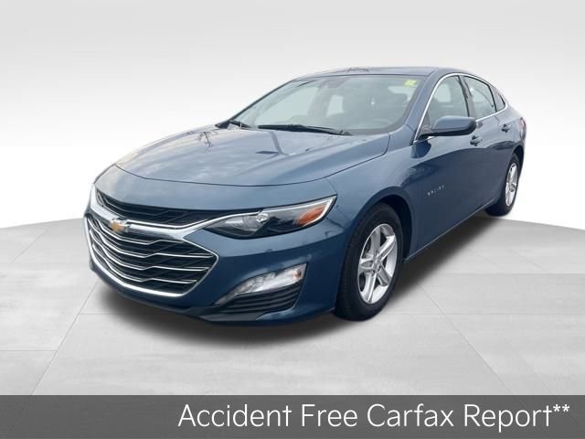 Used 2024 Chevrolet Malibu LT image 3