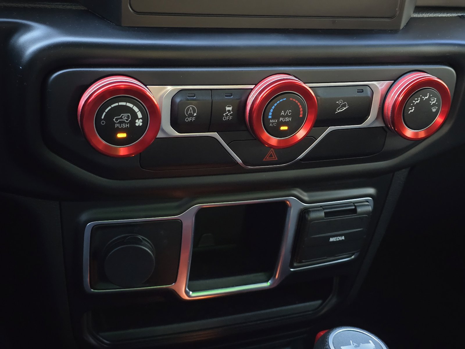 Used 2020 Jeep Wrangler Unlimited Sport image 21