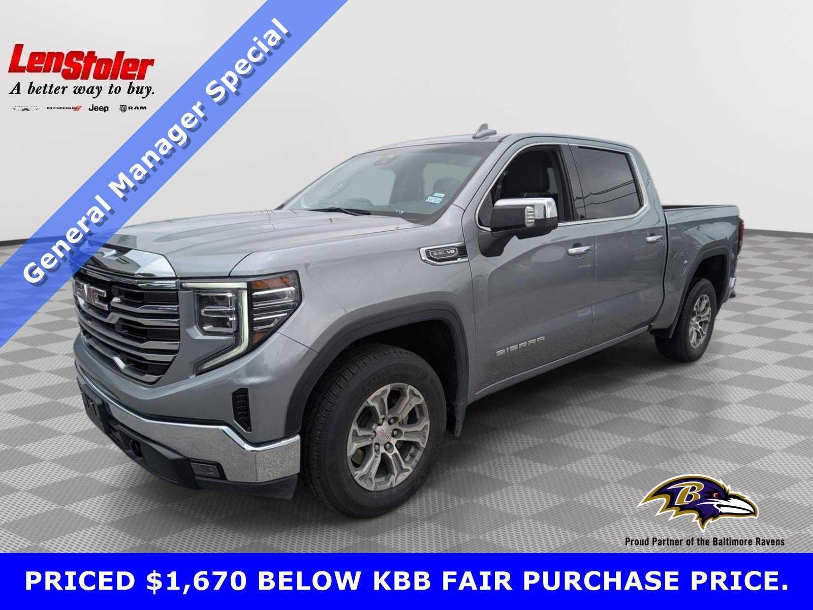 Used 2025 GMC Sierra 1500 SLT RWD image 1