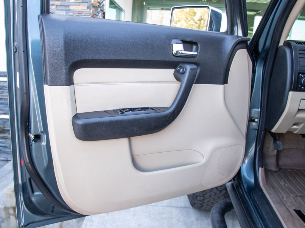 Used 2006 HUMMER H3 AWD/4WD image 9