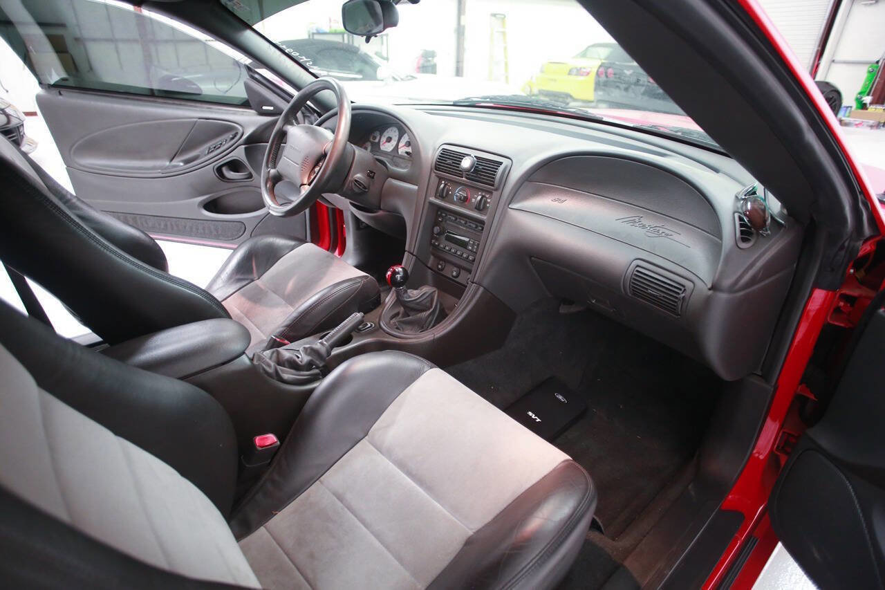 Used 2004 Ford Mustang Cobra RWD image 21