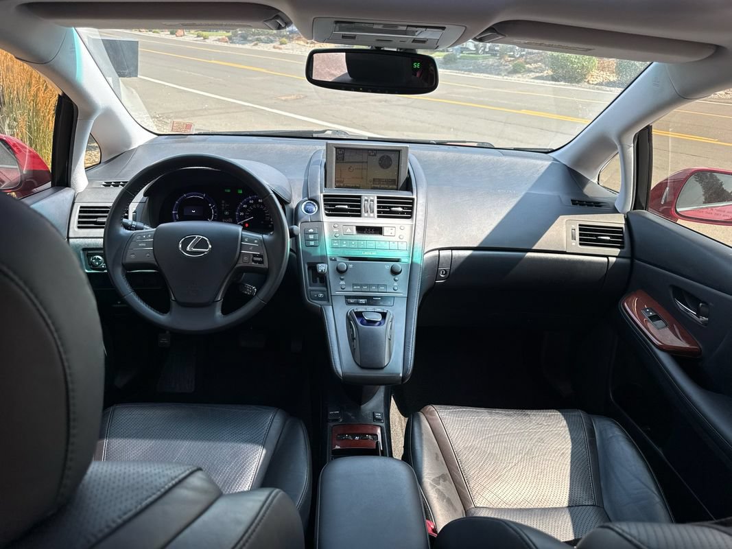 Used 2010 Lexus HS 250h Premium w/ Preferred Accessory Package FWD image 39