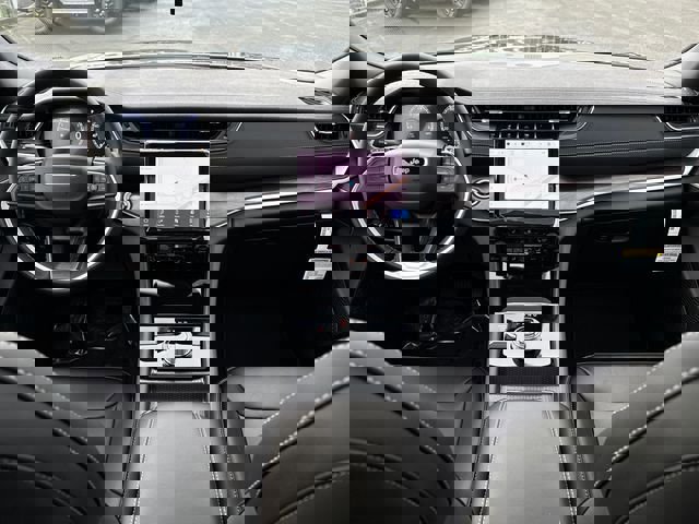 New 2025 Jeep Grand Cherokee Limited AWD/4WD image 11