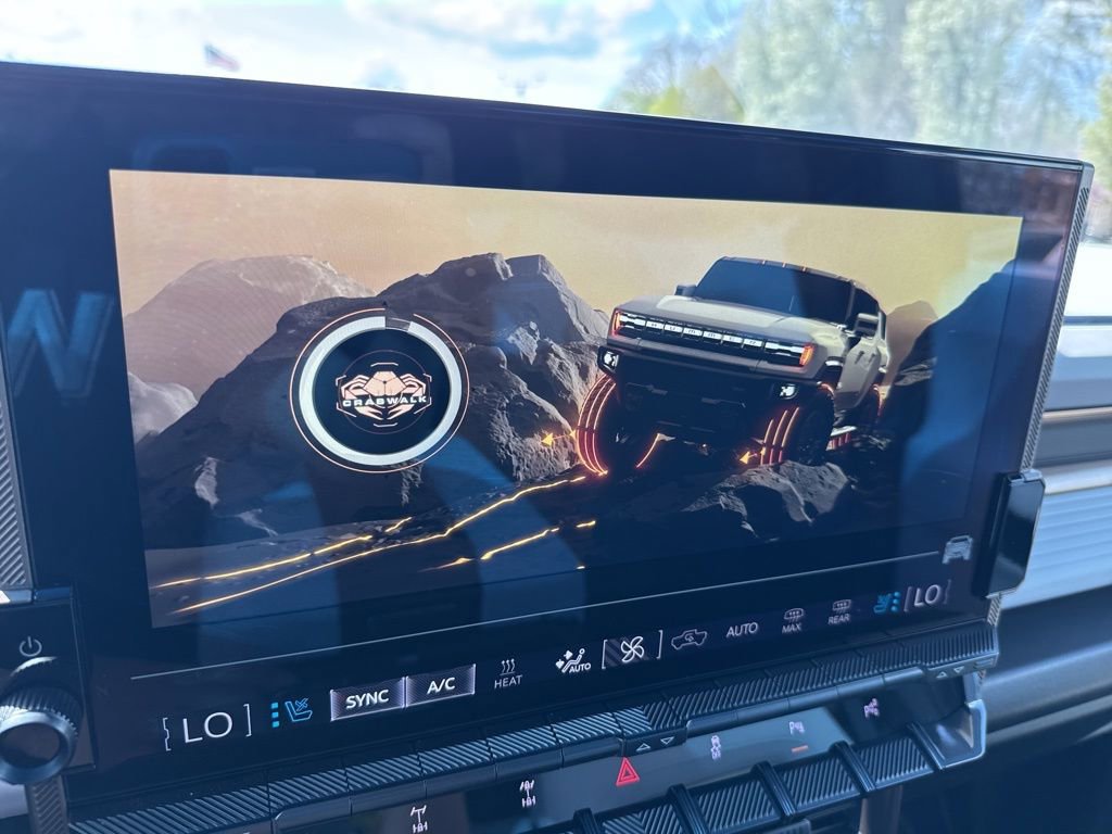 Used 2024 GMC Hummer EV 3X w/ Omega Edition image 38