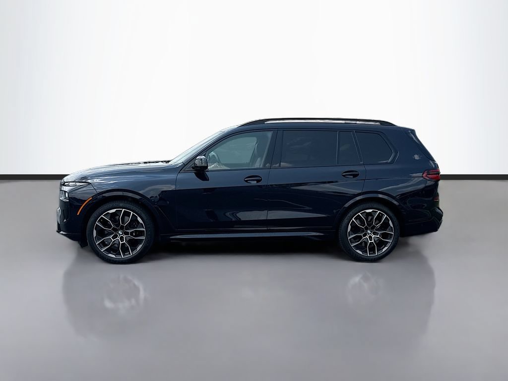 Used 2025 BMW X7 M60i AWD/4WD image 4