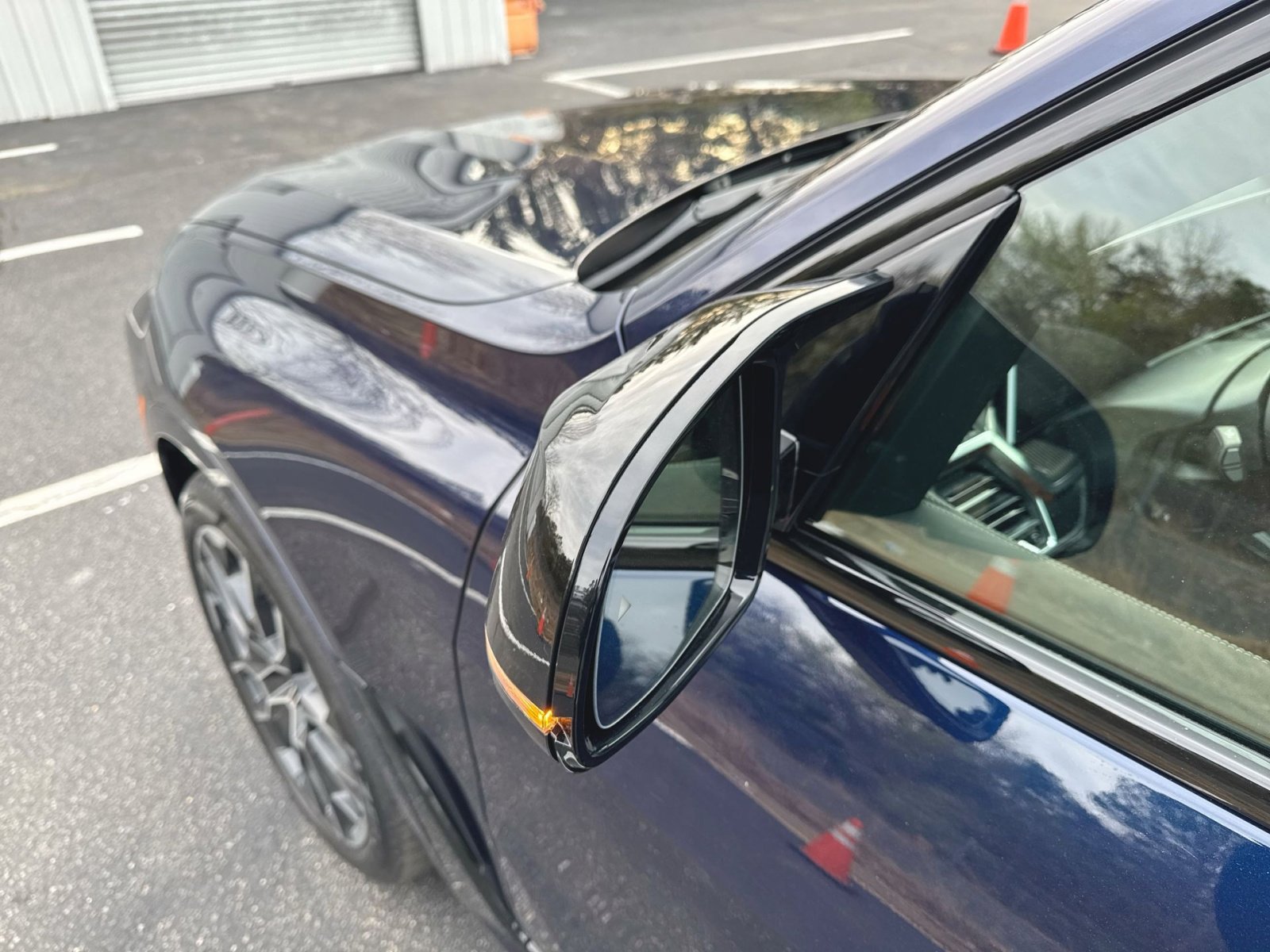 New 2026 BMW X7 M60i image 6