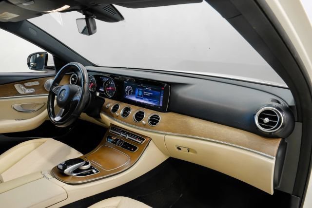 Used 2018 Mercedes-Benz E 300 image 17