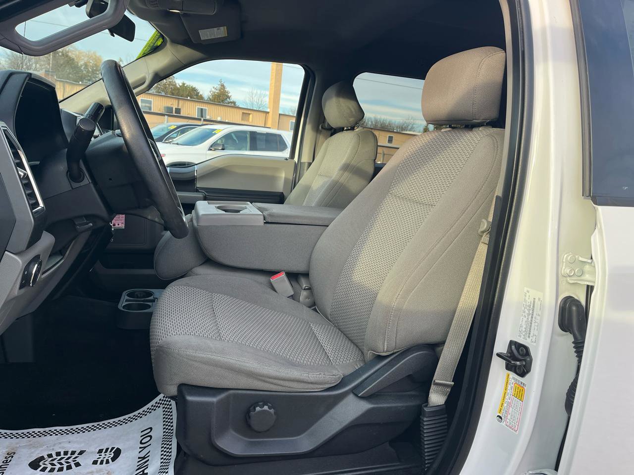 Used 2017 Ford F150 XLT image 13