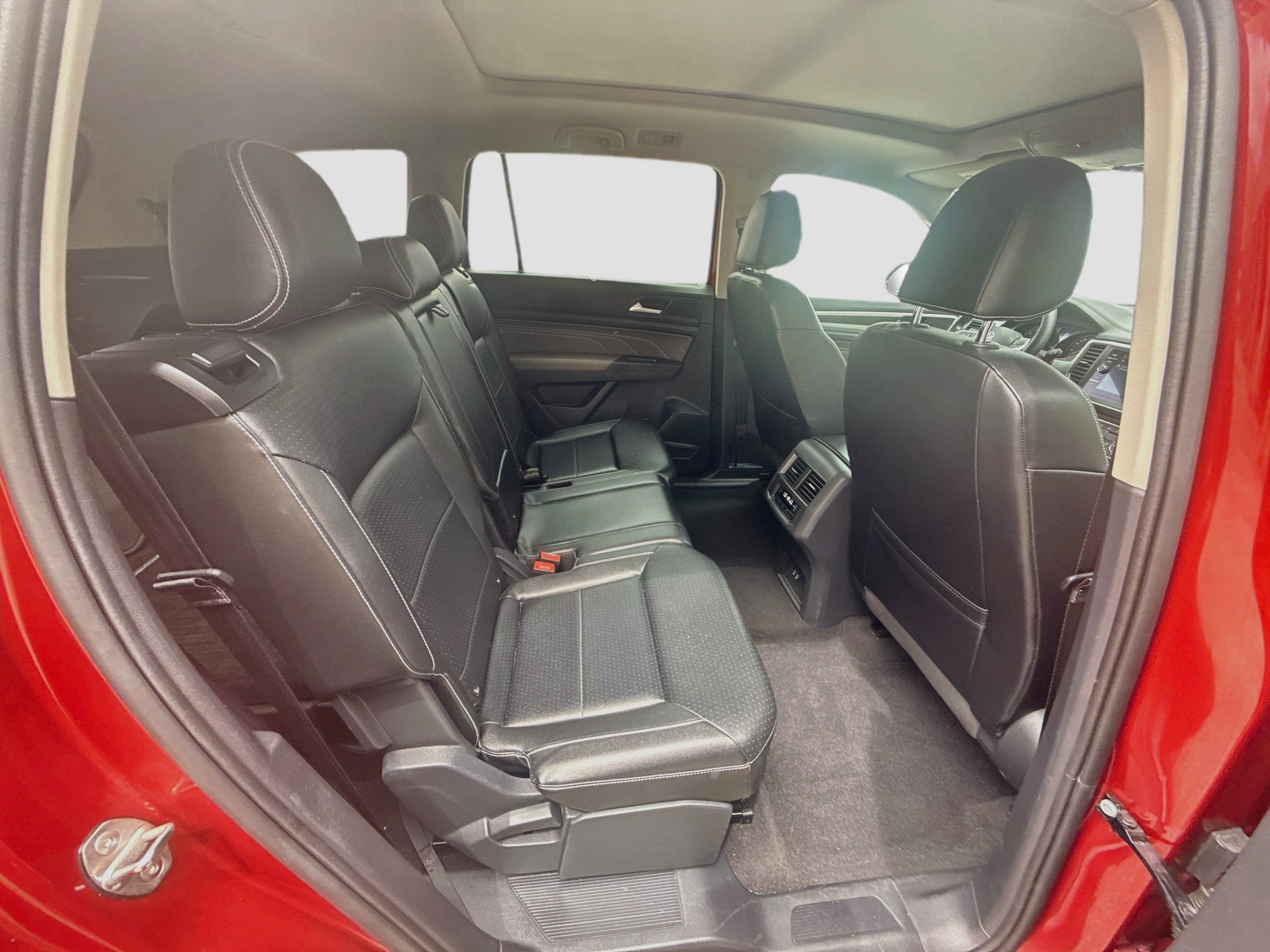 Used 2021 Volkswagen Atlas SE w/ Panoramic Sunroof Package FWD image 29
