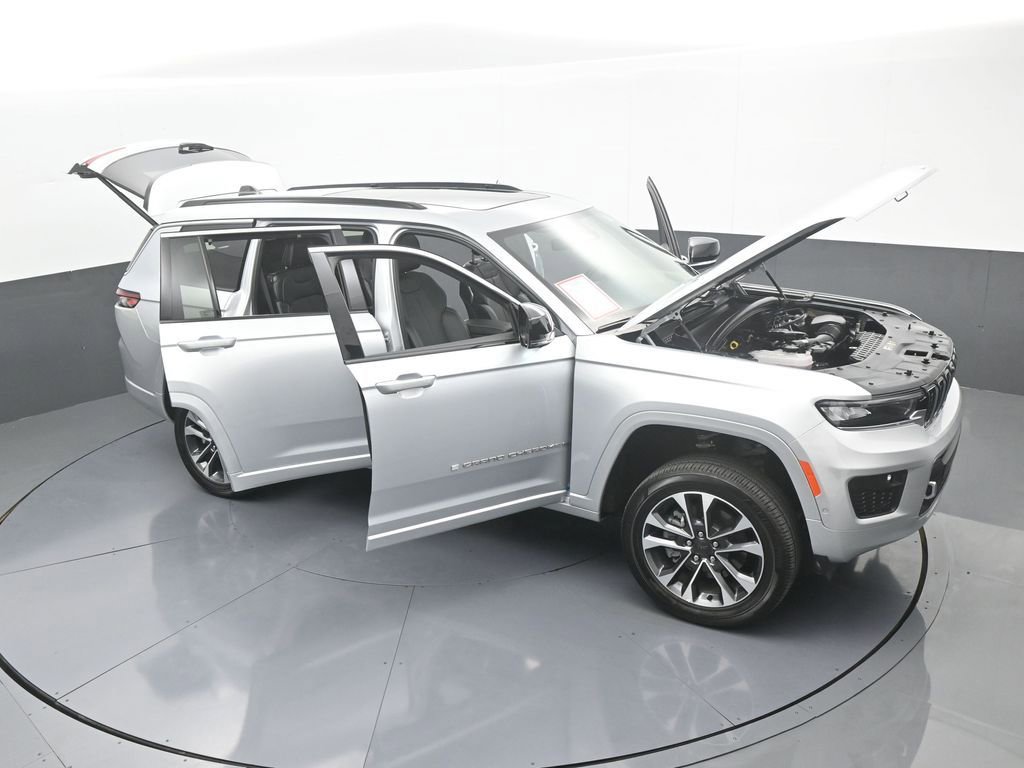 Used 2024 Jeep Grand Cherokee L Overland w/ Advanced Protech Group III image 82