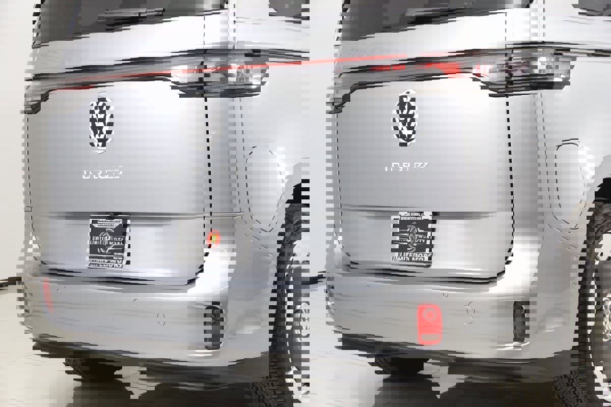 Used 2025 Volkswagen ID. Buzz Pro S image 54