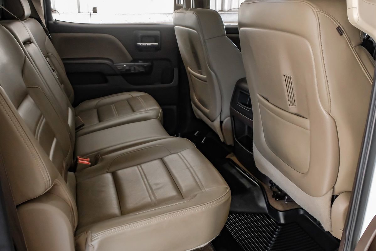 Used 2015 GMC Sierra 2500 Denali w/ Duramax Plus Package AWD/4WD image 34