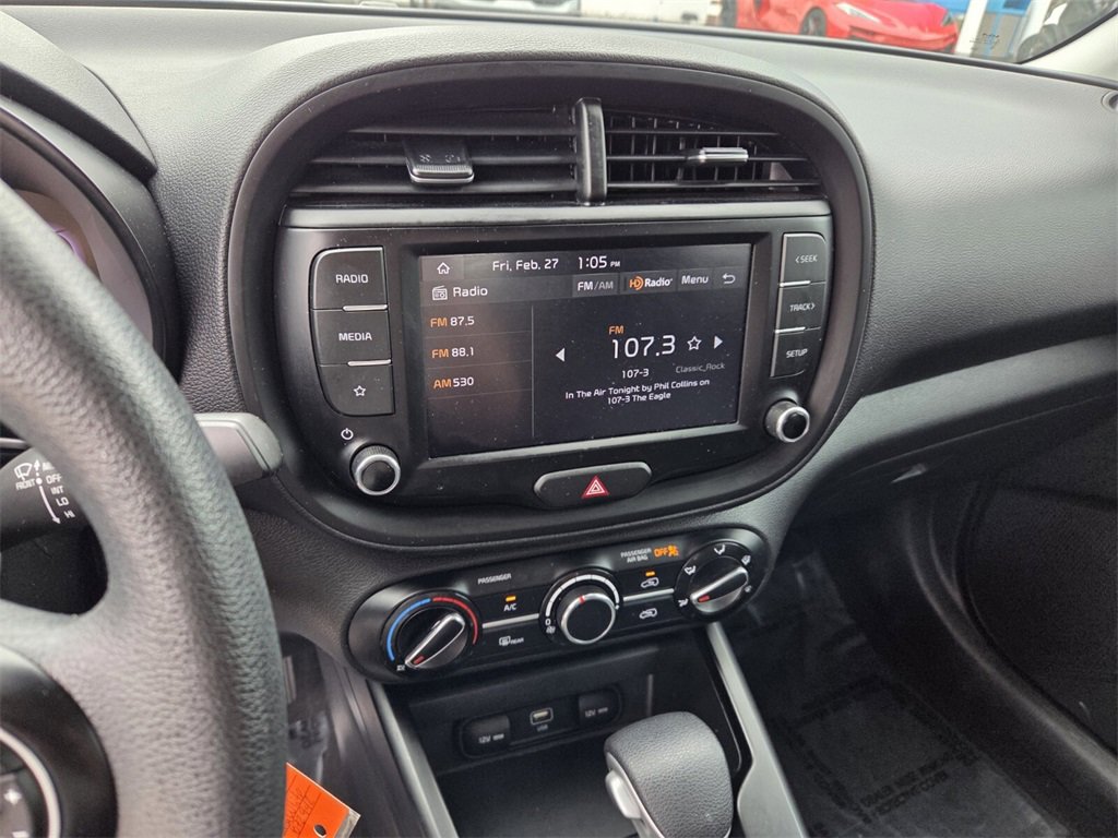 Used 2023 Kia Soul LX w/ LX Technology Package image 23