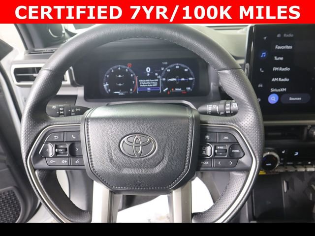 Used 2025 Toyota 4Runner Limited w/ Tow Technology Package image 26
