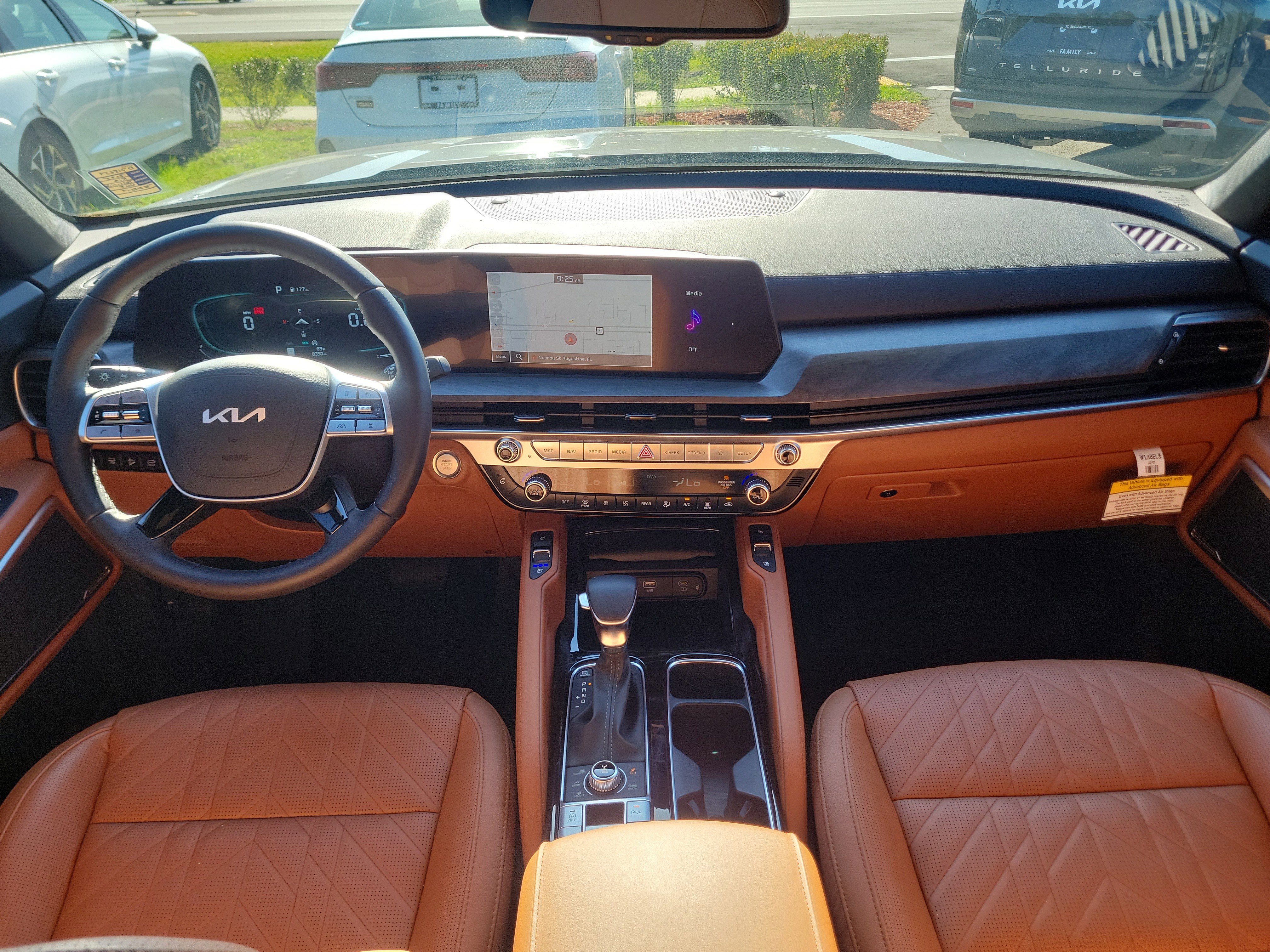 Certified 2025 Kia Telluride EX X-Line AWD/4WD image 18